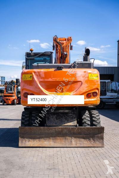 جرافة Hitachi 6