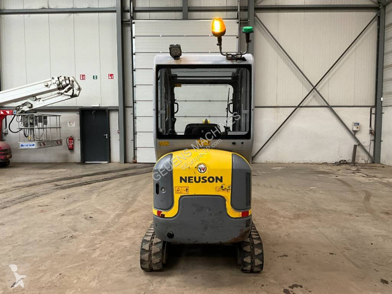 جرافة Neuson Et 16