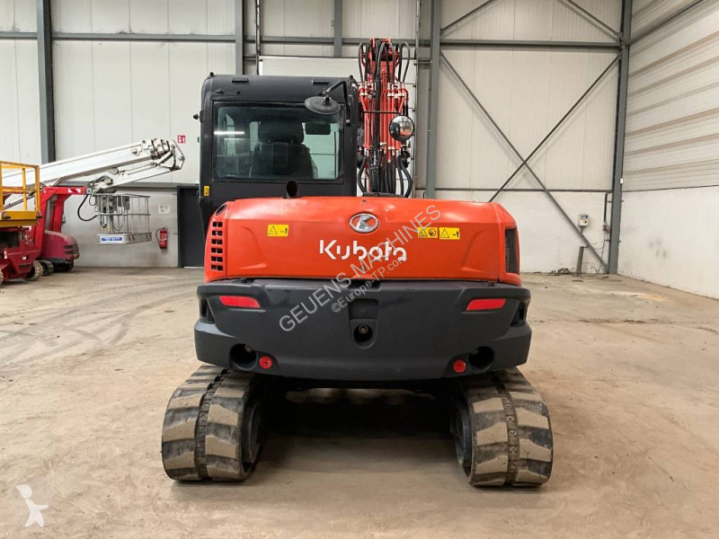 جرافة Kubota 0804 A 2
