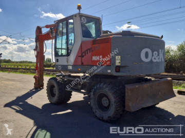 O&K gumiabroncsos kotrógép