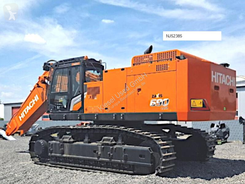 جرافة Hitachi ZX690LCH-7