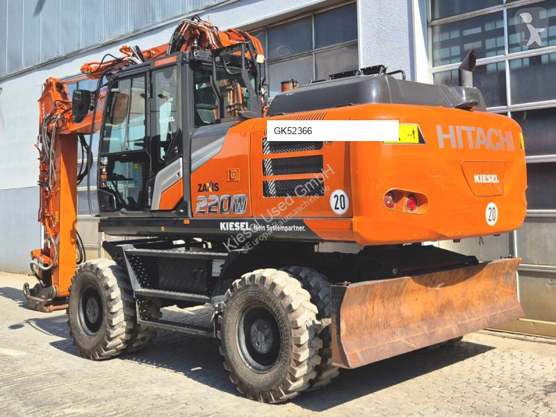 جرافة Hitachi ZX220W-7