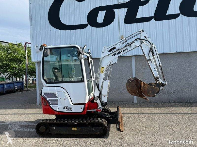 Excavadora Yanmar sv22