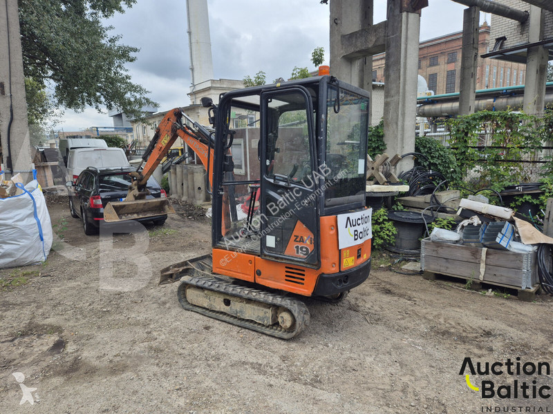 جرافة Hitachi ZX19-5A CR
