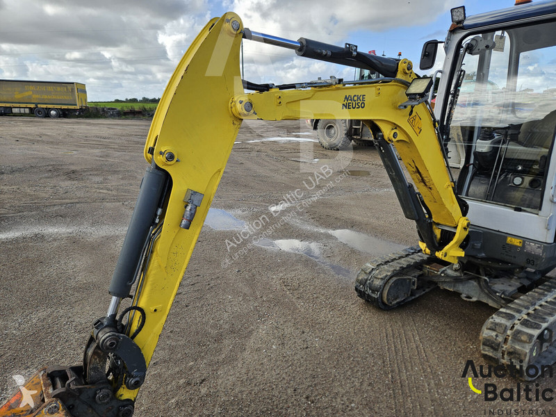 جرافة Wacker Neuson