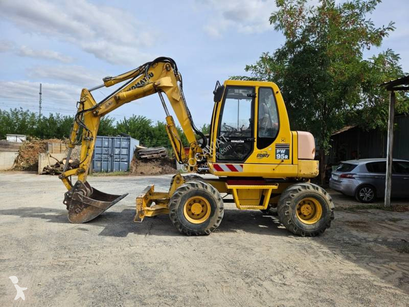 جرافة Komatsu PW 95 R