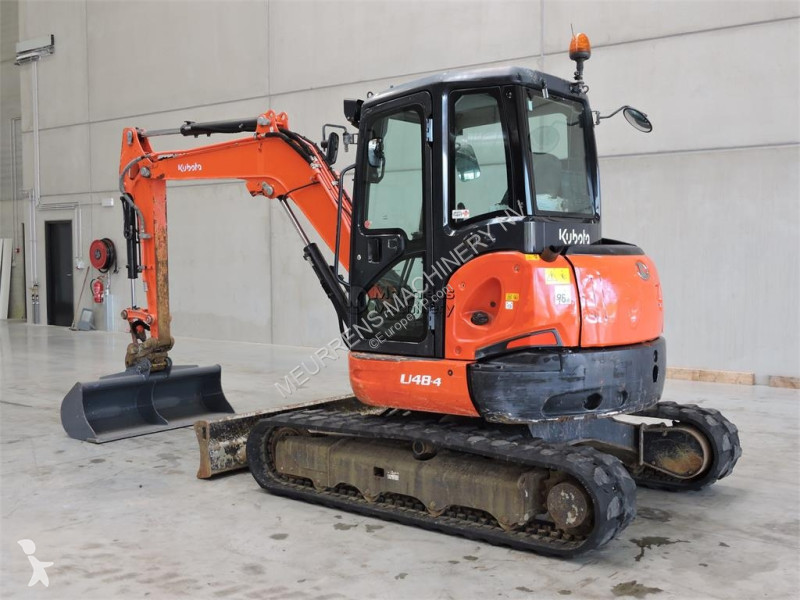 جرافة Kubota U48-4
