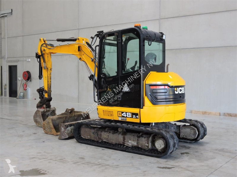 جرافة JCB