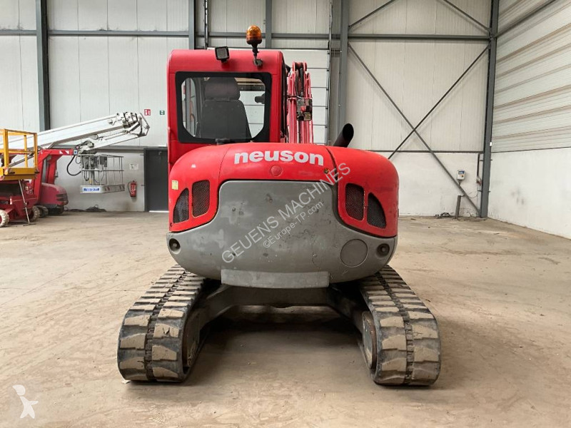 جرافة Neuson 75 Z 3