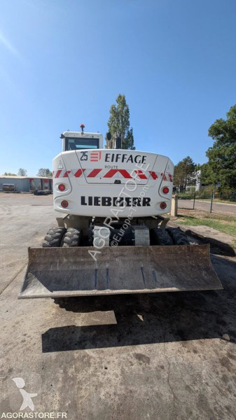 جرافة Liebherr 912
