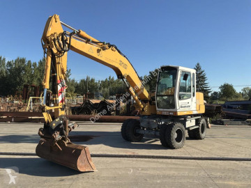جرافة على عجلات Liebherr