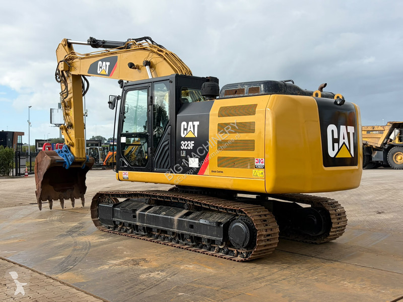 جرافة Caterpillar N