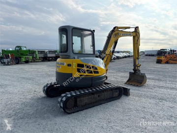 Mini-escavadora New Holland