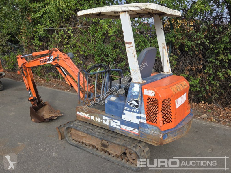 Pelle Kubota KH-012