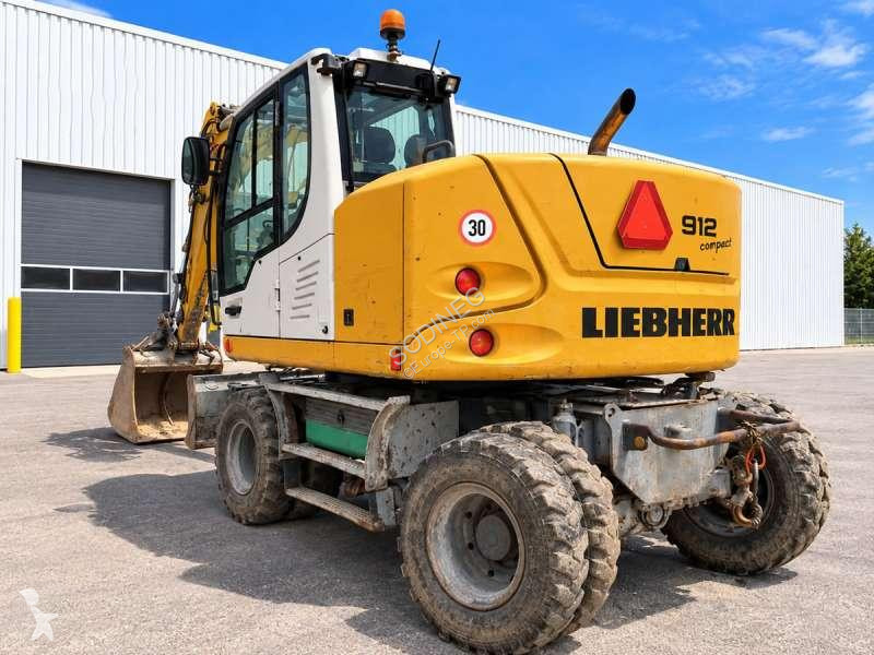 Skovel Liebherr A  COMPACT