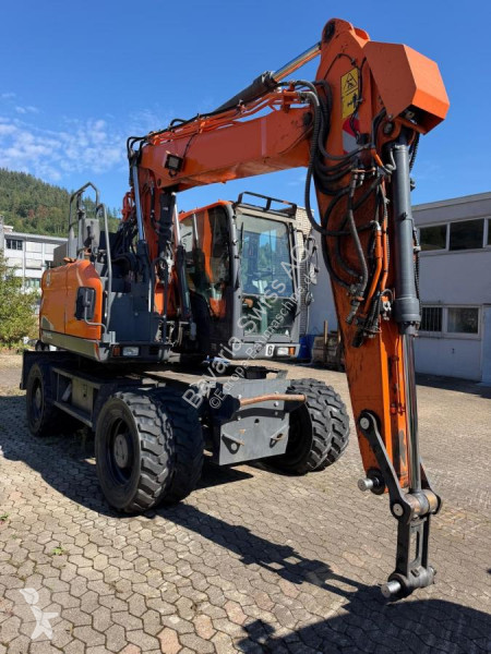 Pelle Doosan W-5