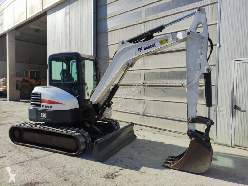 Skovel Bobcat E50EM