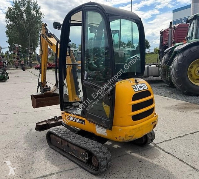 Pelle JCB