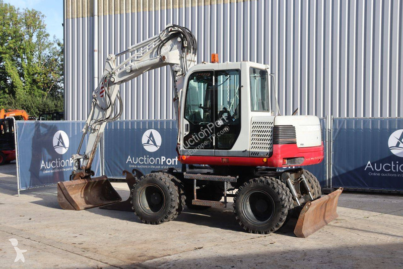 Excavadora Takeuchi