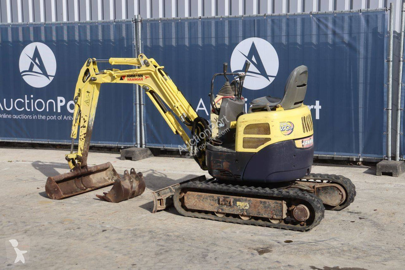 Pelle Yanmar ViO10-2A