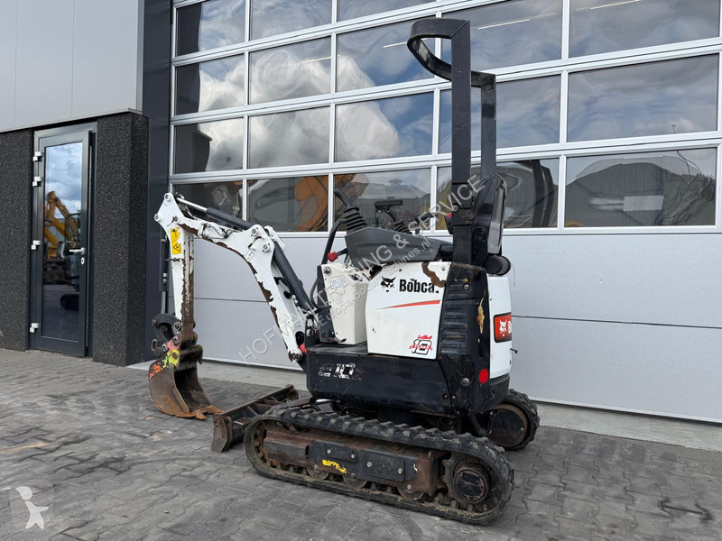Pelle Bobcat z