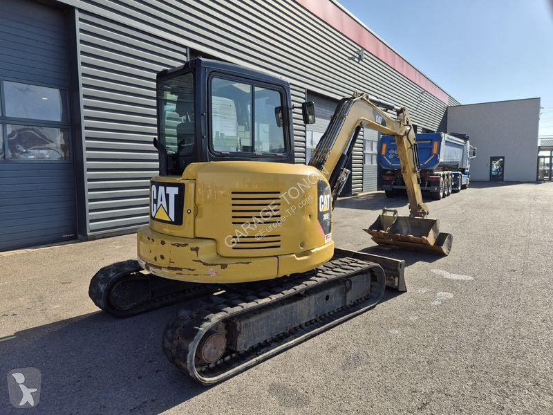 Pelle Caterpillar E2