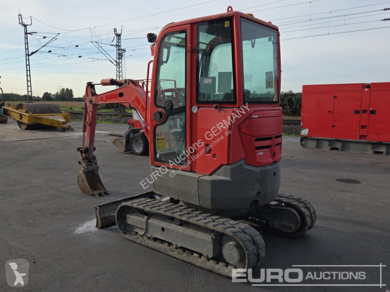 Excavadora Volvo ECR25D