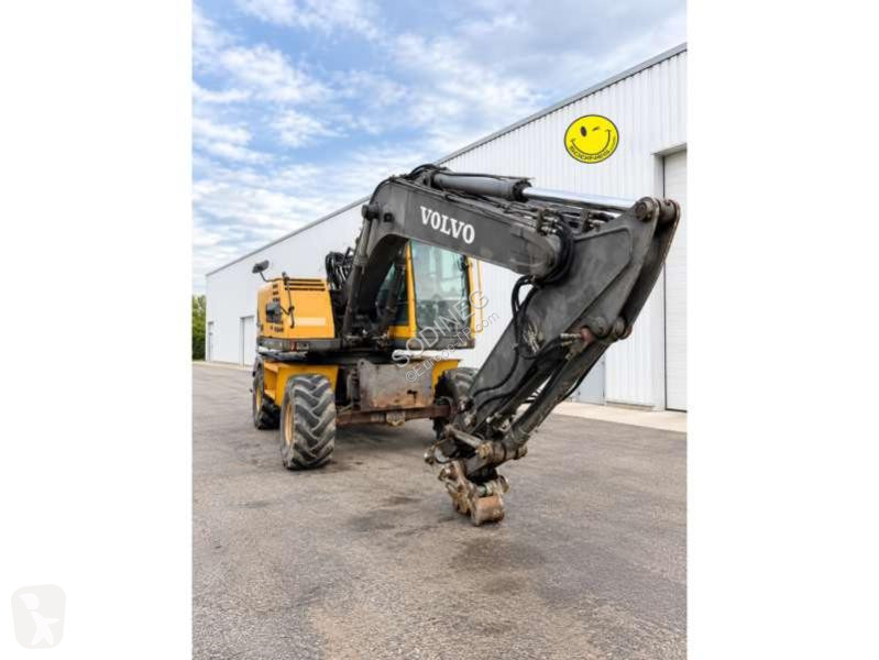 Excavadora Volvo