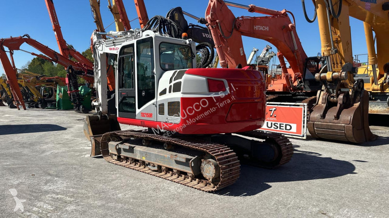 Excavadora Takeuchi TB2150R
