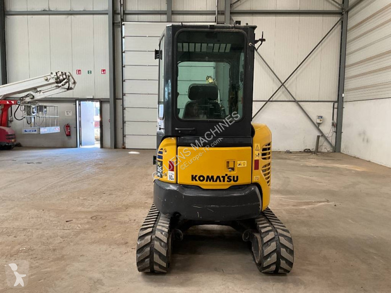 Экскаватор Komatsu MR3