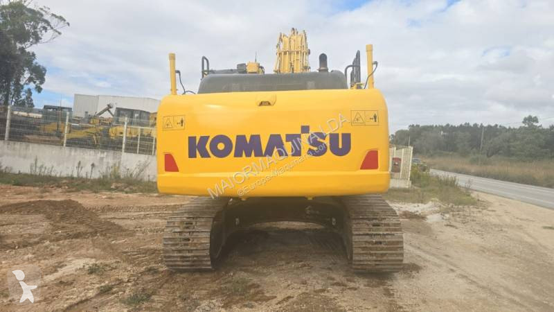 Escavadora Komatsu