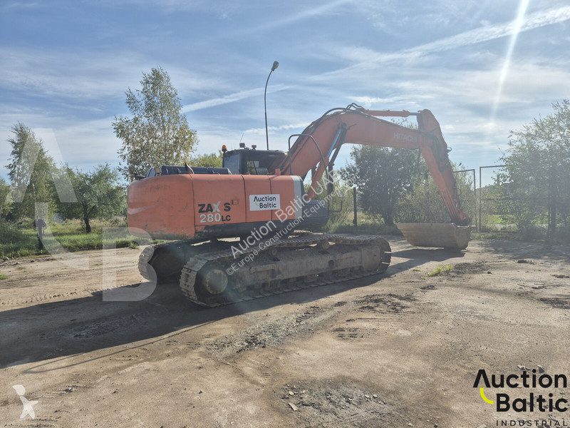 Excavator Hitachi LC3