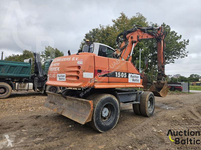 Excavator Terex 5