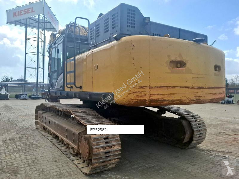 Hitachi ZX490LCH-6 excavator