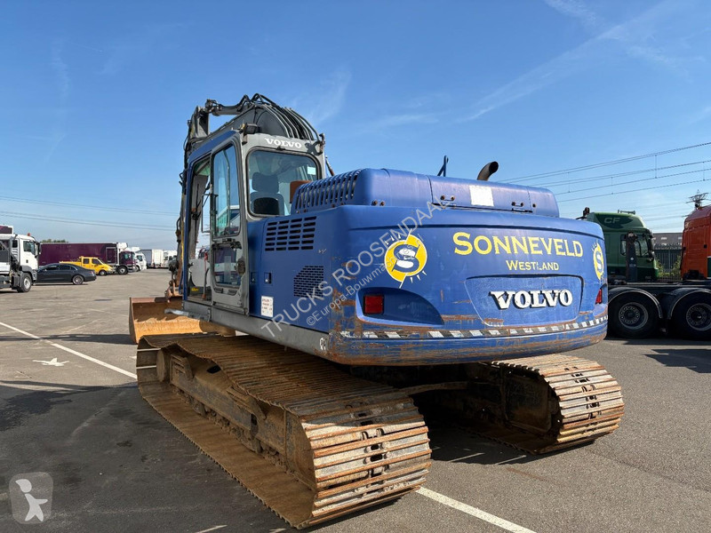 Pelle Volvo + 4870 Hours + bucket + fully...