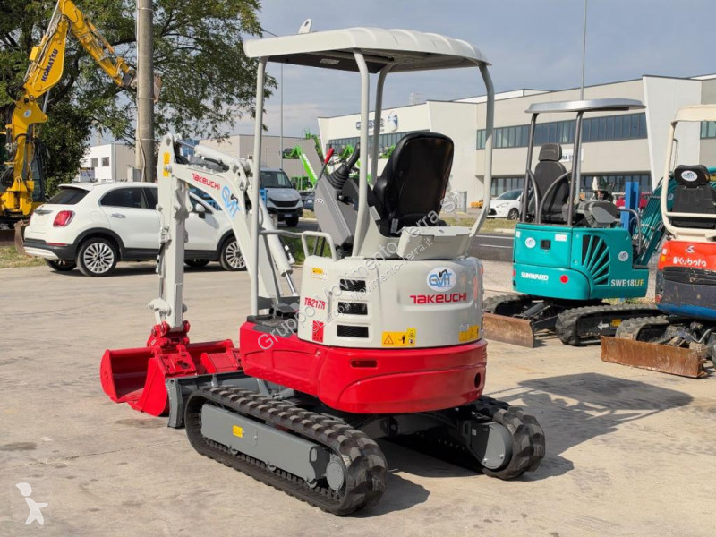 Pelle Takeuchi TB217R