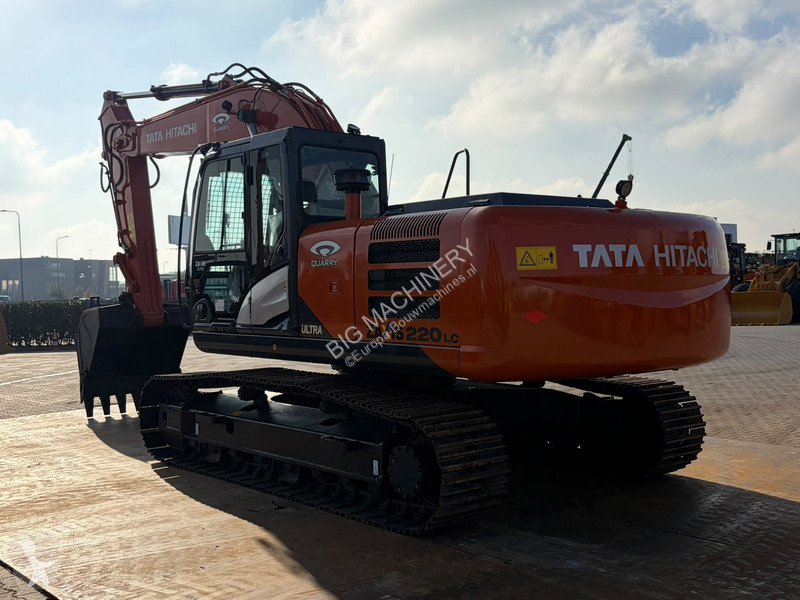 Escavadora Hitachi ZX220LC-5G