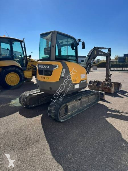 Pelle Volvo ECR 50 D