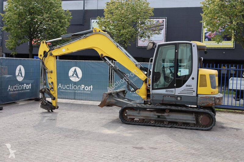 Pelle Neuson ET90
