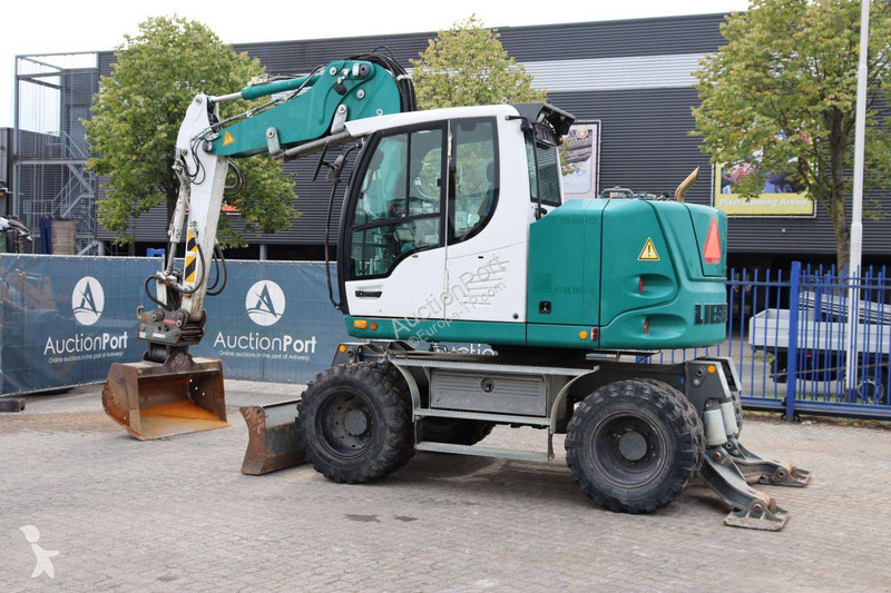 Pelle Liebherr Compact