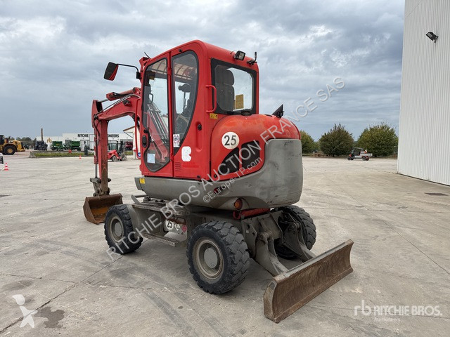 Pelle Wacker Neuson 2