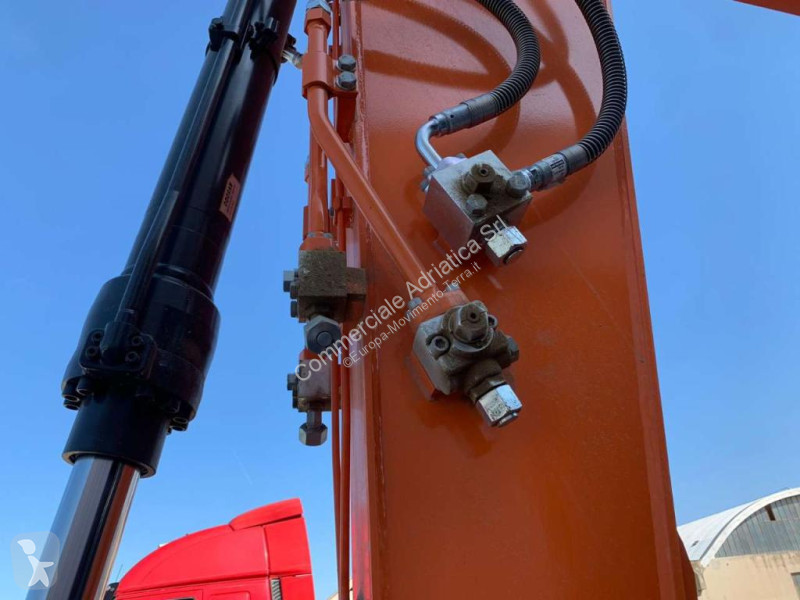 Pelle Develon DX140 LCR