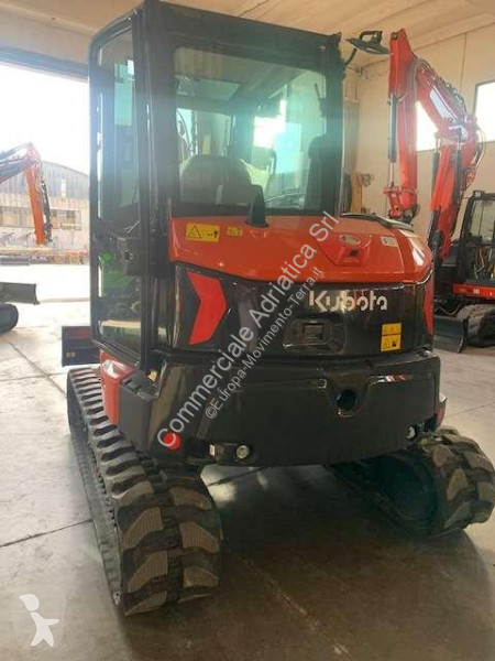 Pelle Kubota KX060-5