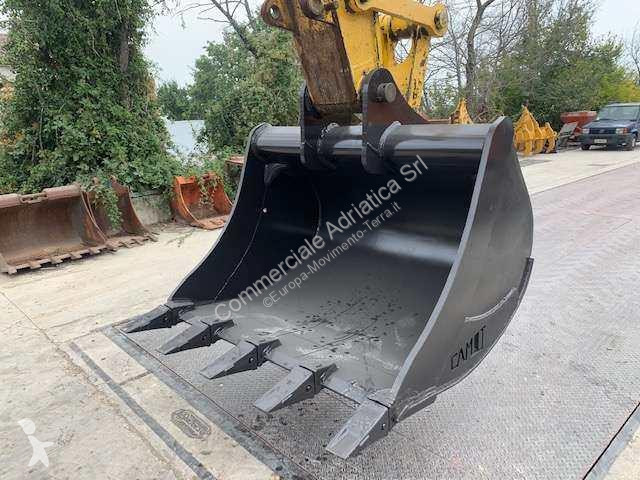 Excavator New Holland B
