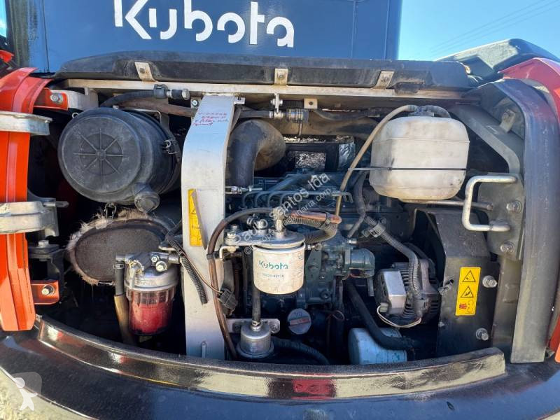 Багер Kubota