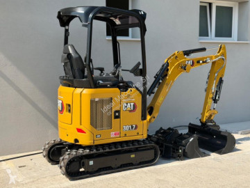 Mini pelle Caterpillar neuve