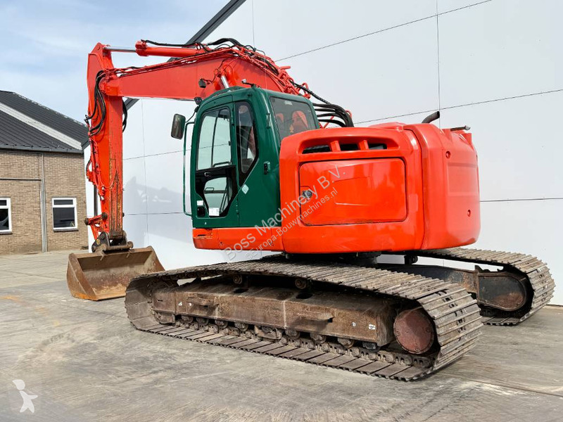 Pelle New Holland Kobelco E235B SR2 - 360°...