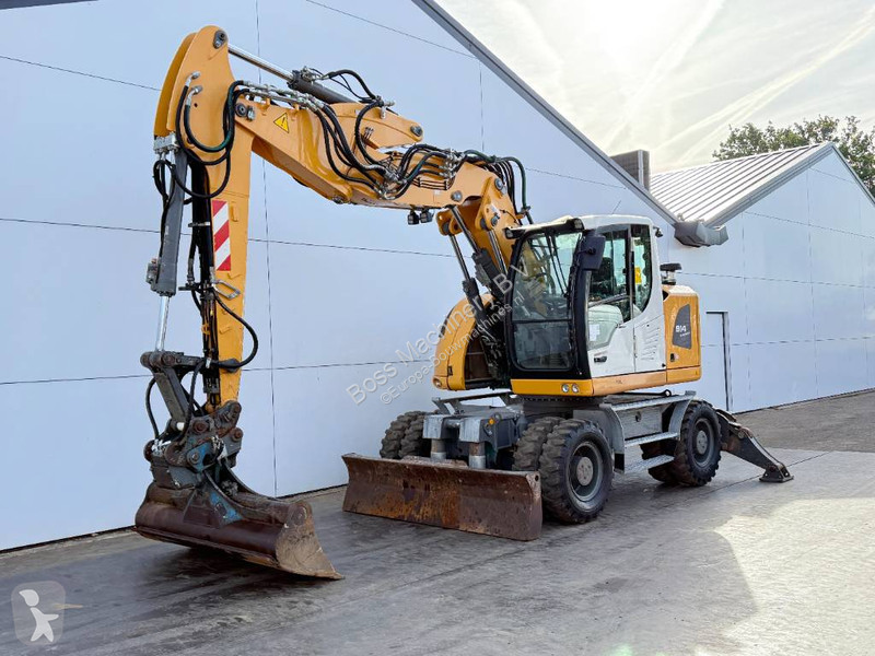 Pelle Liebherr A - Triple Boom / 2 extra Buckets!