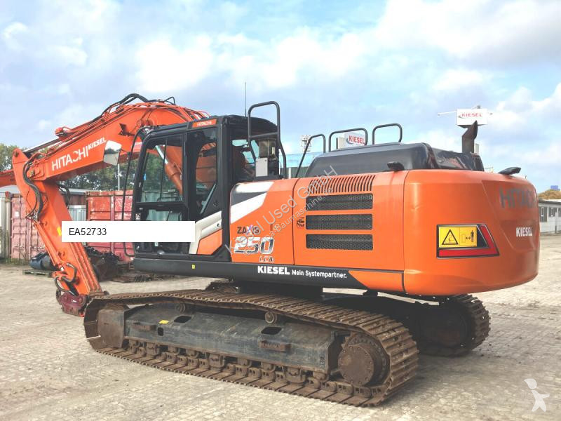 Pelle Hitachi 7