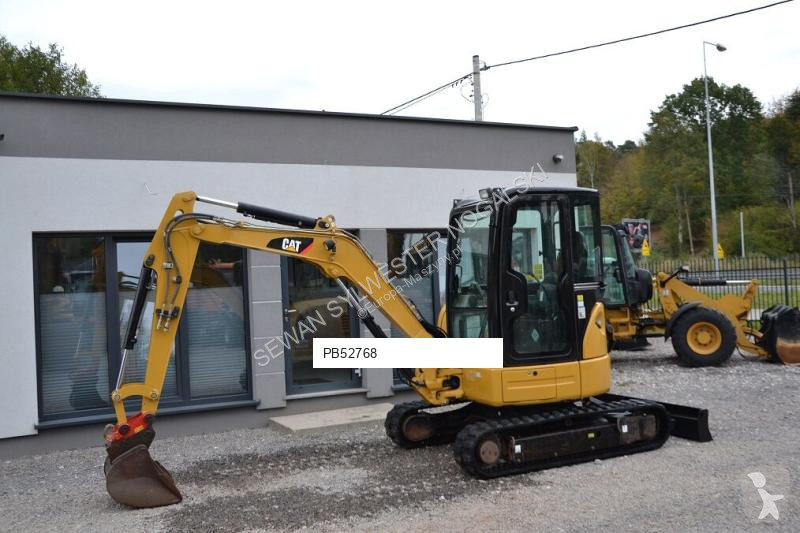 Багер Caterpillar